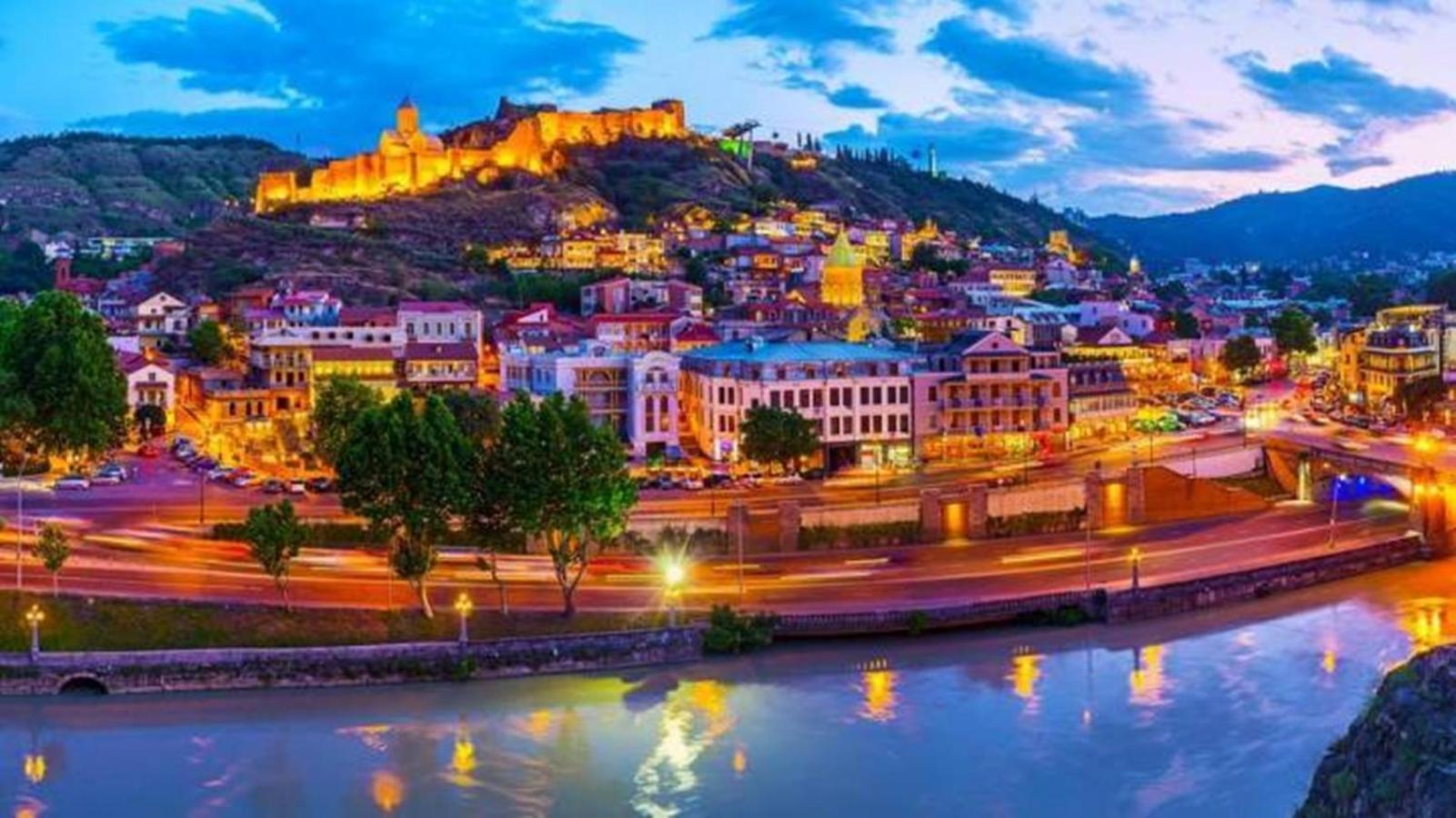 Mari Apartment Tbilisi Ngoại thất bức ảnh